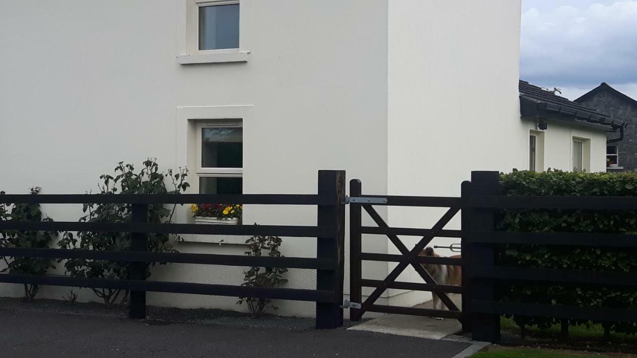 Chapel Meadow Lodge Clonard Екстер'єр фото