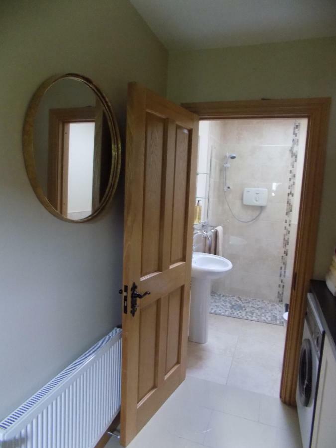 Chapel Meadow Lodge Clonard Екстер'єр фото
